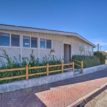 Luxe Route 66 Getaway With Aandc In Downtown Williams! Apartment Exterior photo