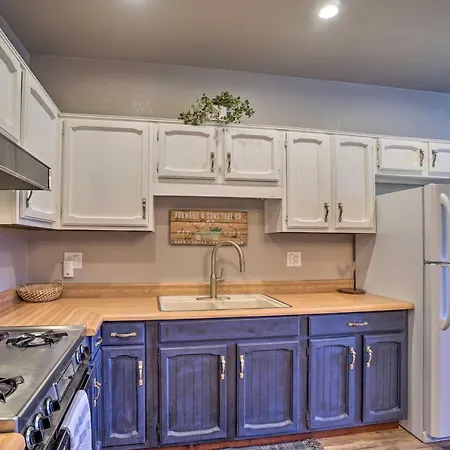 Luxe Route 66 Getaway With Aandc In Downtown Williams! Apartment Exterior photo